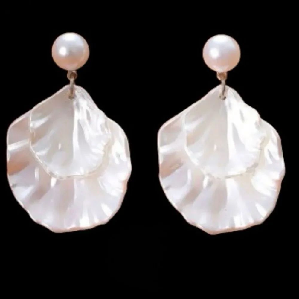 Ariel Double Layer Shell Earrings with Faux Pearl